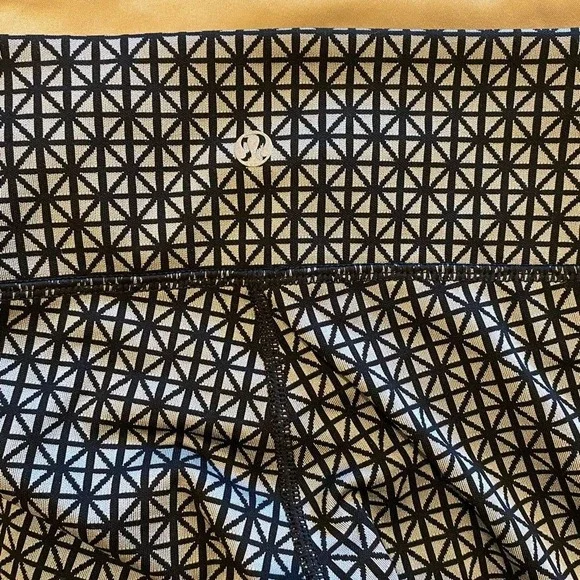 Lululemon Wunder Under Leggings Full-On‎ Luon Tri Geo Silver Spoon, Size 0-1 - Picture 3 of 4